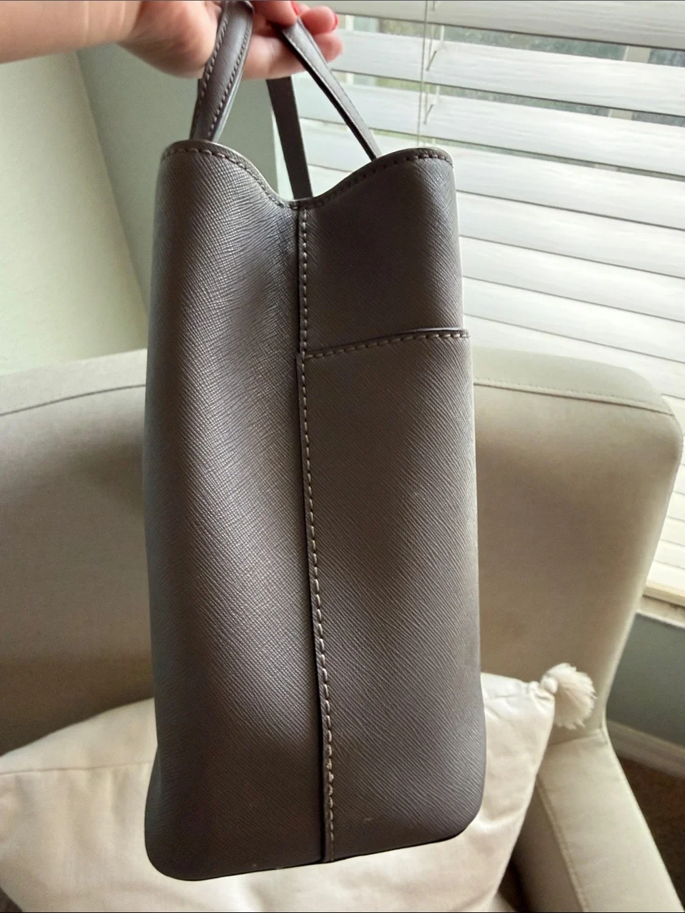 Beautiful Kate Spade charcoal hand bag